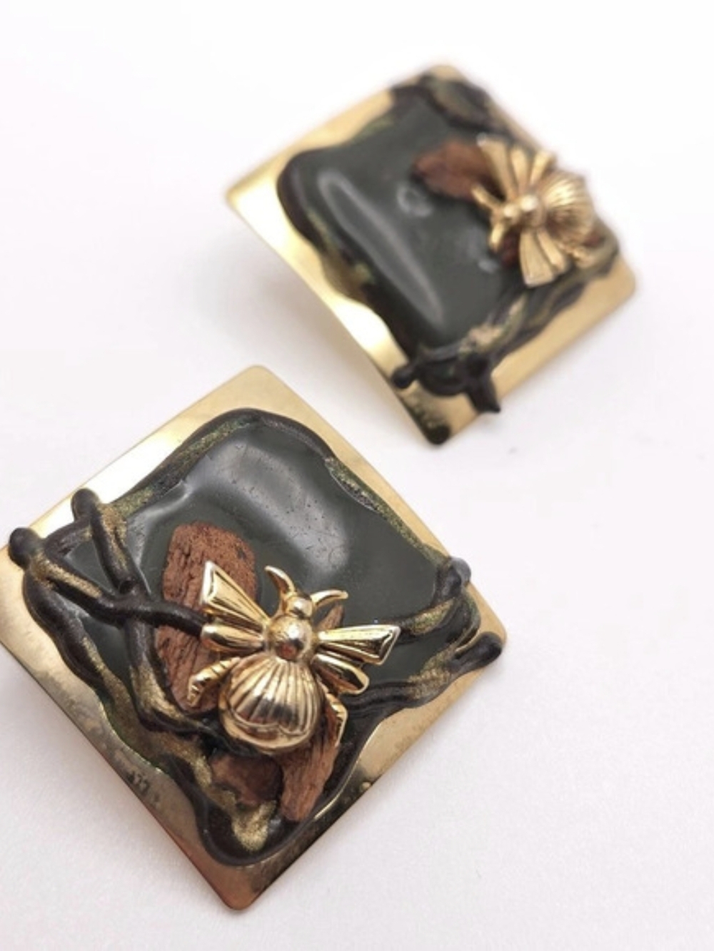 Vintage Post Earrings Insect Motif Dark Green Gold Tone